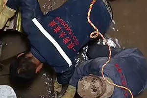 永州电梯井堵漏施工视频